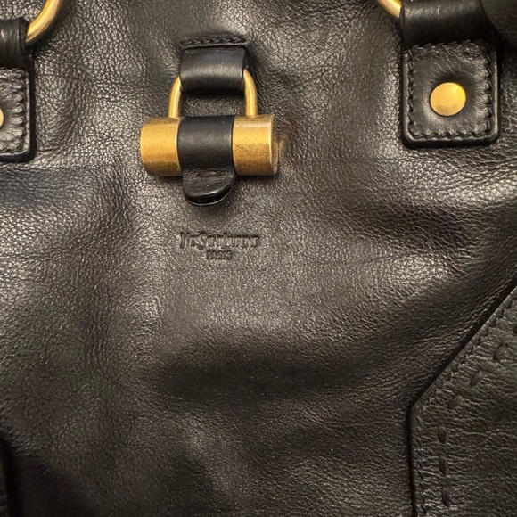 Black Leather Women's Bag

ICONIC YSL MUSE BAG - Picture 4 of 17